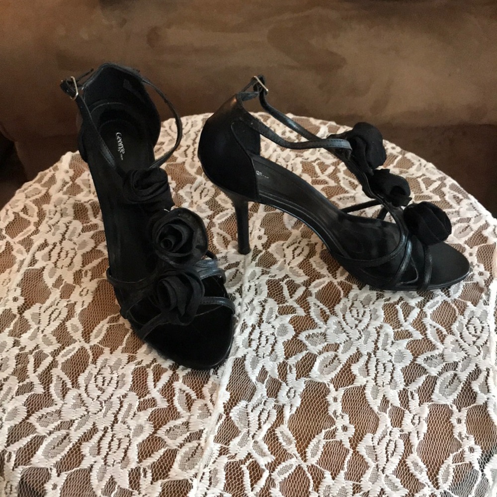 Shoes - Picture 2 of 3